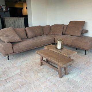 90Acd24E 4553 42Aa 9Af0 9F899964Be8B